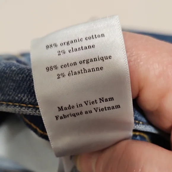 Everlane The Cheeky Straight Jeans in Medium Blue - Picture 4 of 14